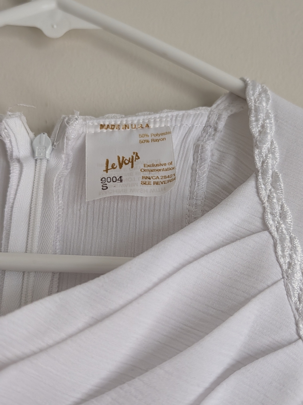 Le Voys White Long Sleeve Maxi Dress with Pleated Yoke - Picture 2 of 7